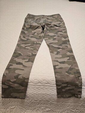 Democracy Jeans